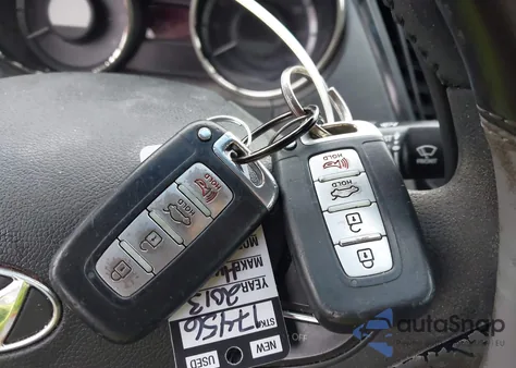 2013 Hyundai Sonata Limited z USA, uszkodzony, nr VIN 5NPEC4AC4DH618895